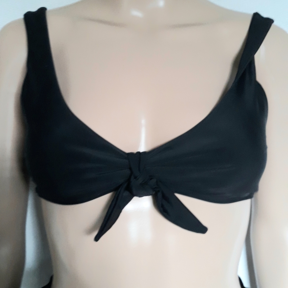 Hollister bikini top xtra small